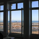 Panoramic Mulberry Plendid Sea Front Appartement