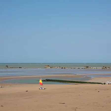 Panoramic Mulberry Plendid Sea Front Asnelles