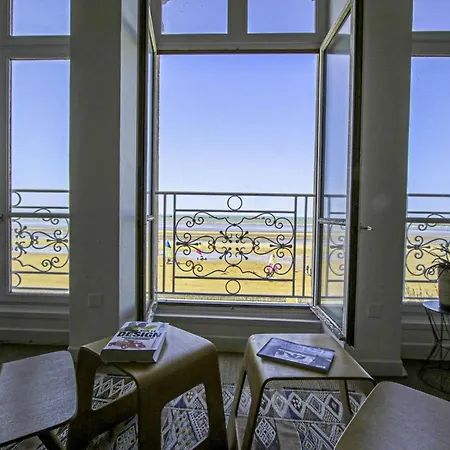 Panoramic Mulberry Plendid Sea Front *