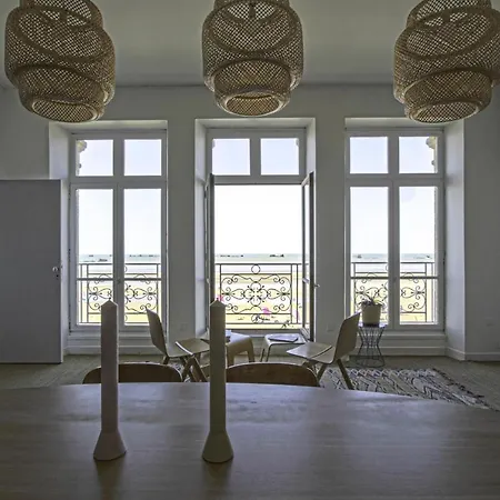 Panoramic Mulberry Plendid Family Apartment Asnelles