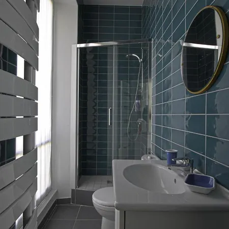 Panoramic Mulberry Plendid Family Apartment