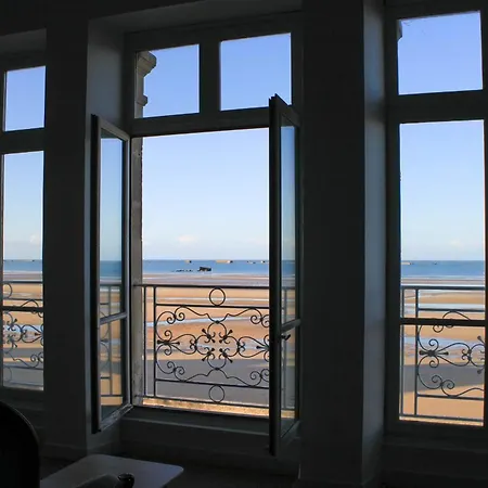 Panoramic Mulberry Plendid Sea Front Apartamento