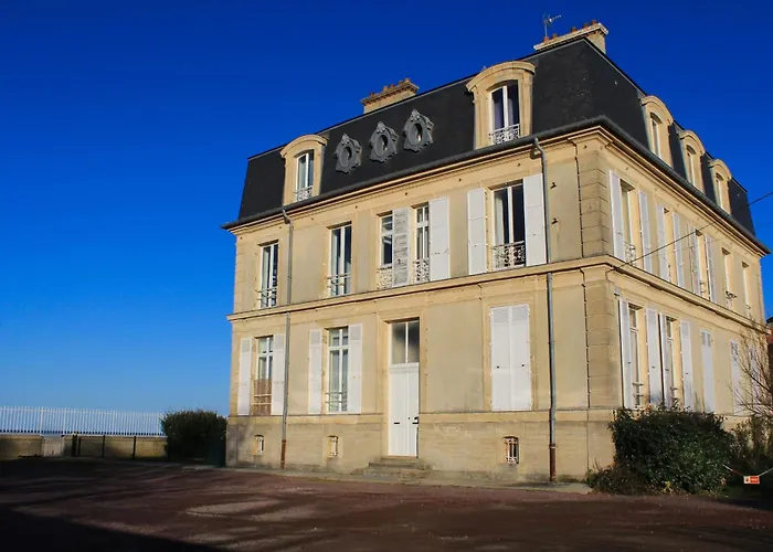 Panoramic Mulberry Plendid Sea Front